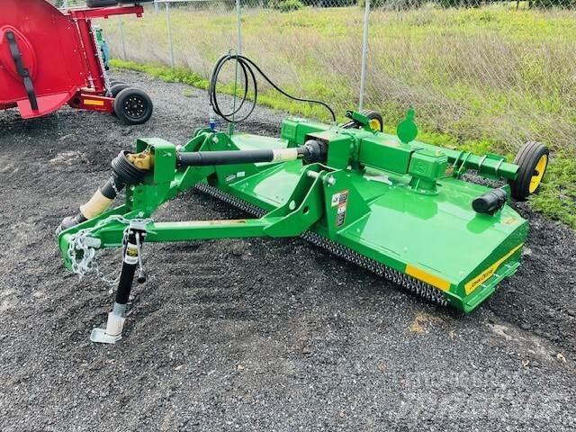 John Deere RC8M Desmenuzadoras, cortadoras y desenrolladoras de pacas