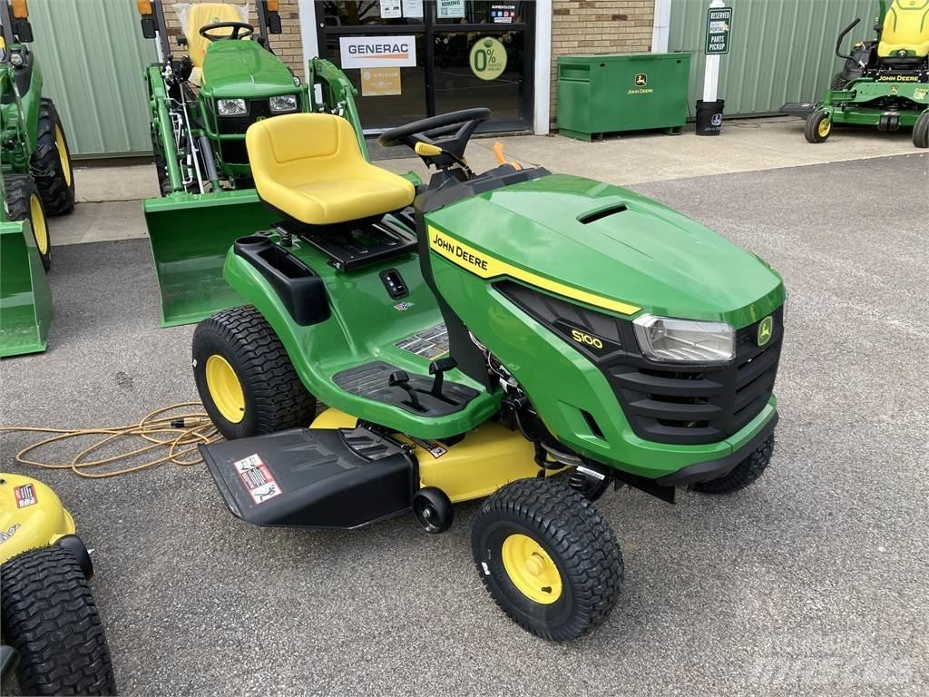 John Deere S100 Tractores corta-césped