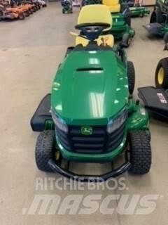 John Deere S220 Tractores corta-césped