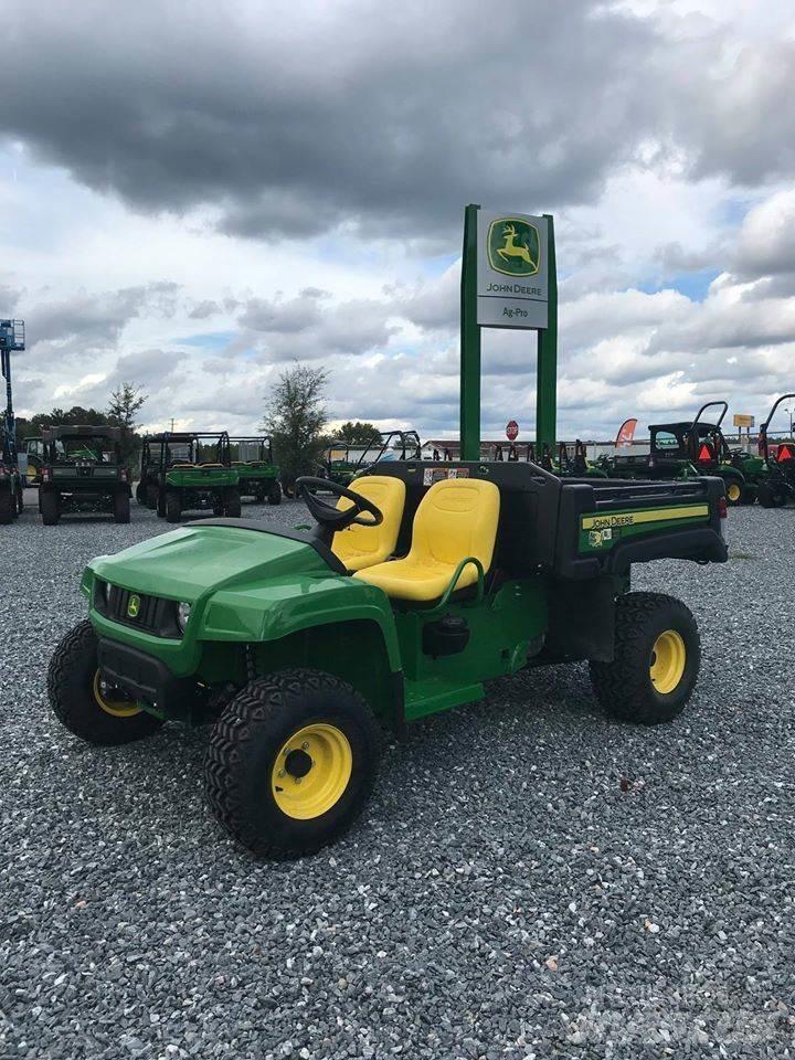 John Deere TX Maquinaria para servicios públicos