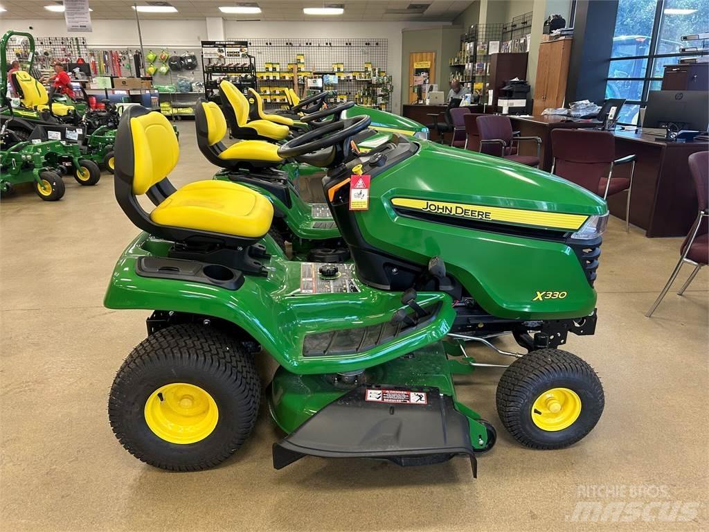 John Deere X330 Tractores compactos