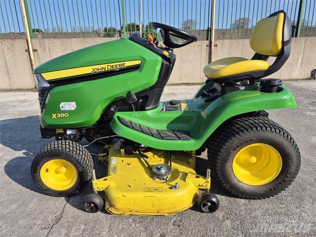 John Deere X380 Tractores compactos