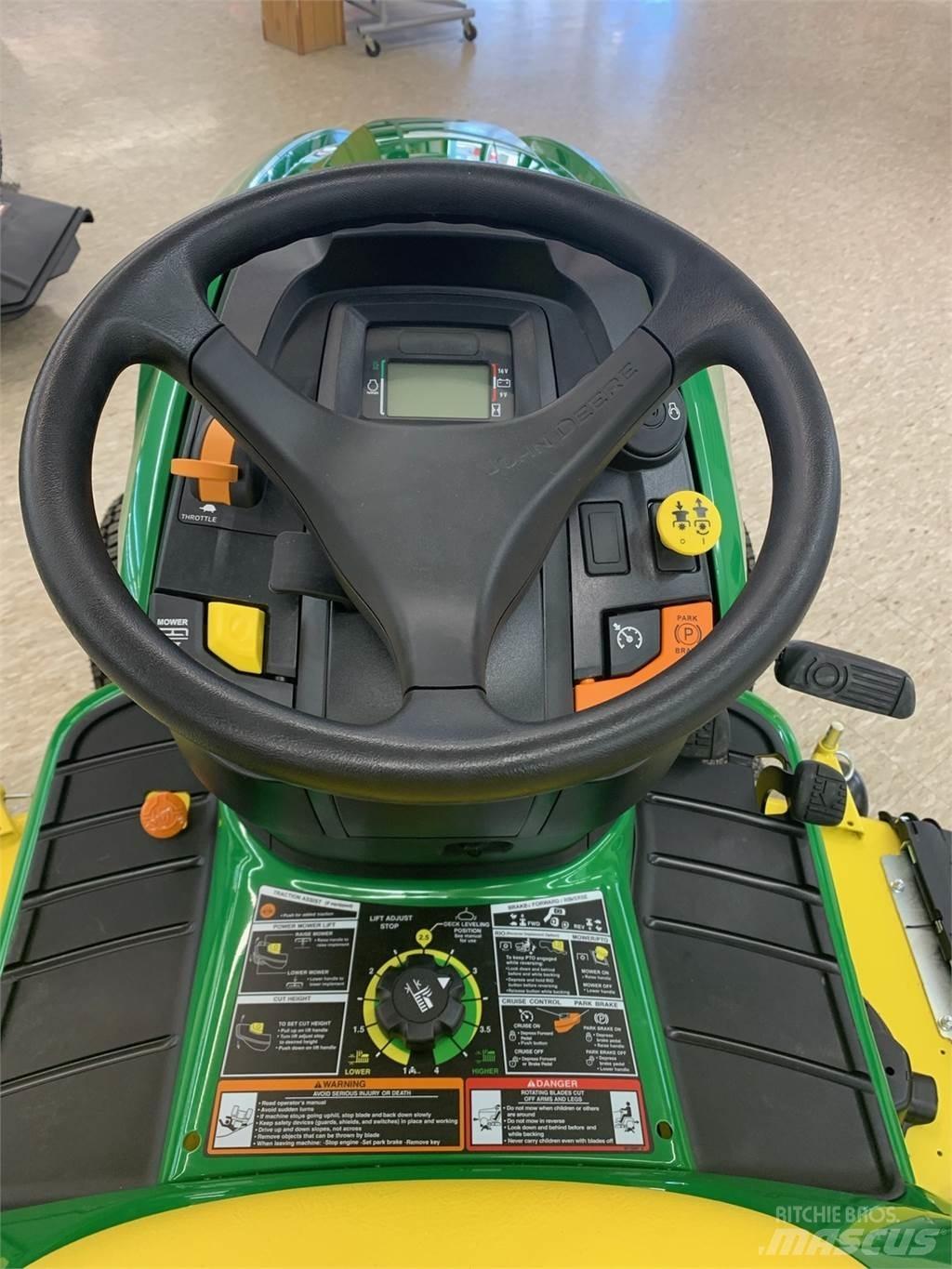 John Deere X380 Tractores compactos