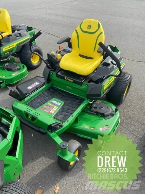 John Deere Z330R Segadoras profesionales