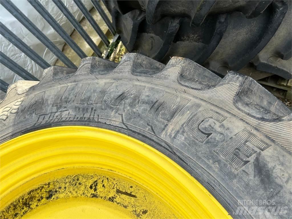  Row Crop Tyres Neumáticos, ruedas y llantas
