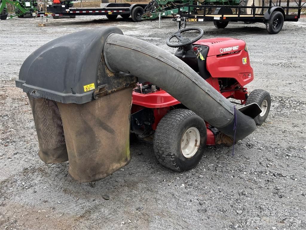 Troy-Bilt Pony Tractores corta-césped