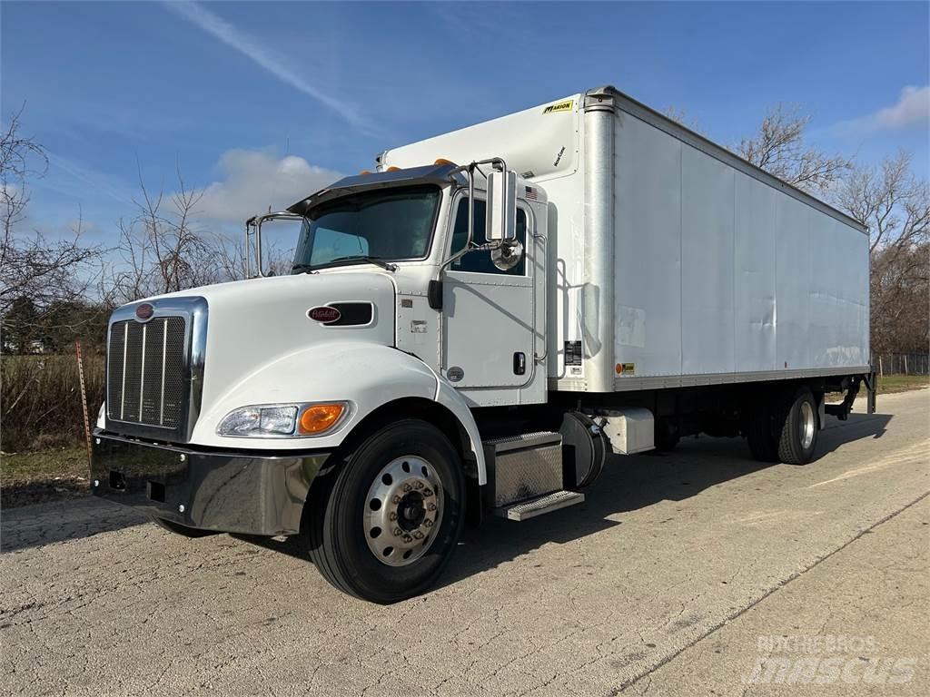 Peterbilt 337 Camiones caja cerrada