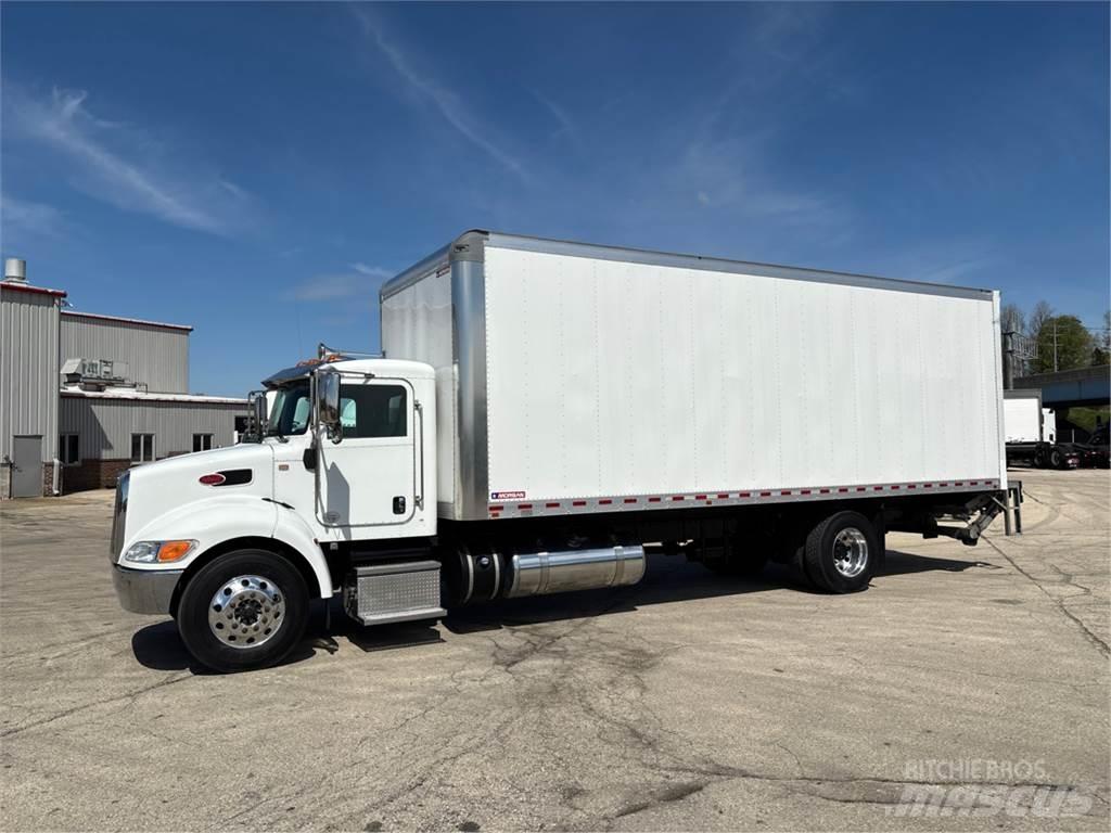 Peterbilt 337 Camiones caja cerrada
