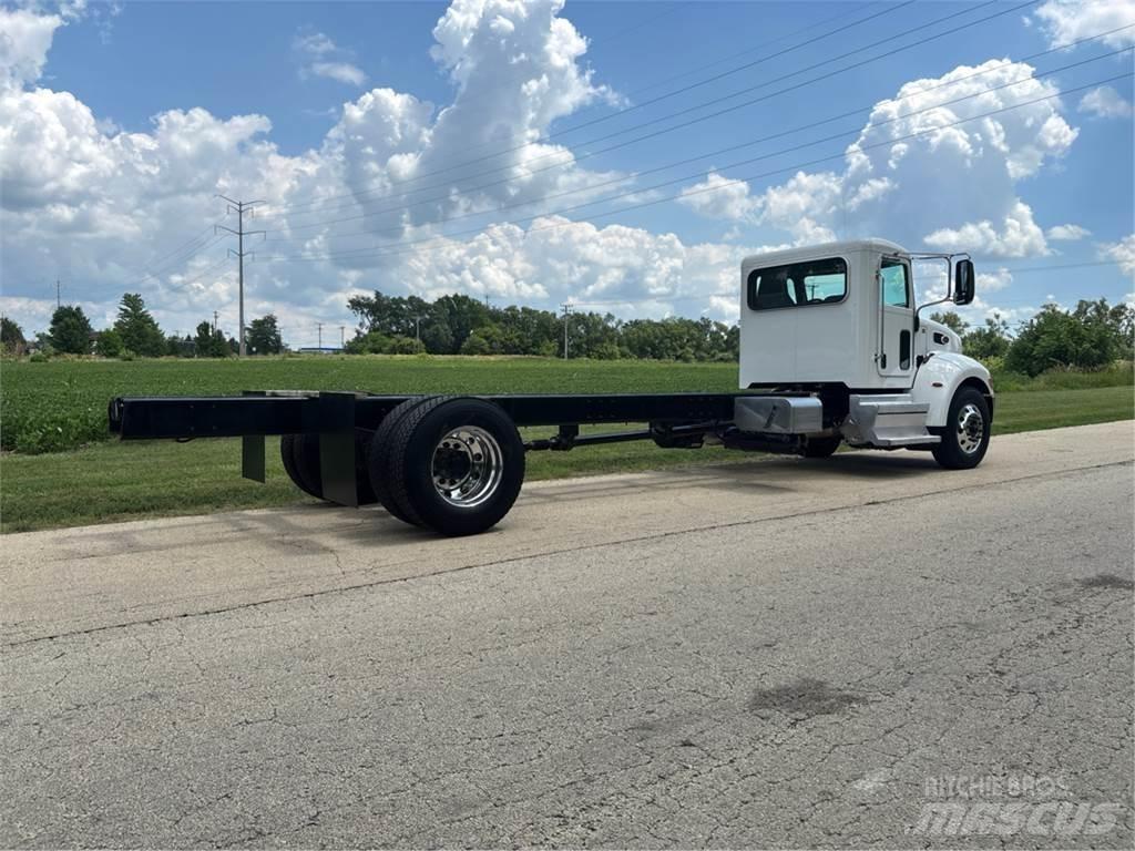 Peterbilt 337 Camiones chasis