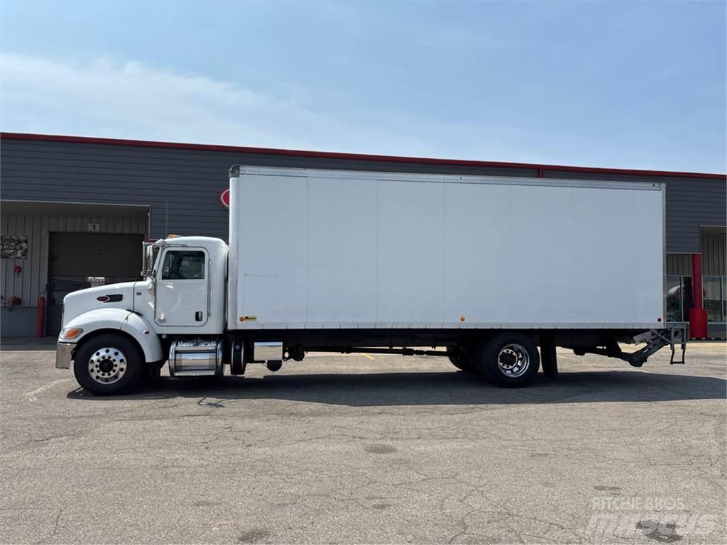 Peterbilt 337 Camiones caja cerrada