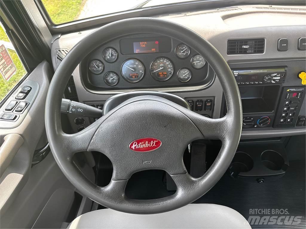 Peterbilt 337 Camiones chasis