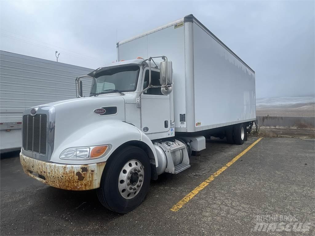 Peterbilt 337 Camiones caja cerrada