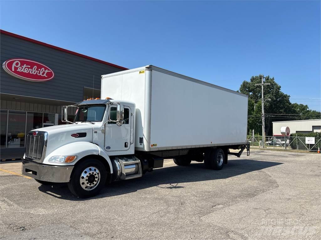 Peterbilt 337 Camiones caja cerrada