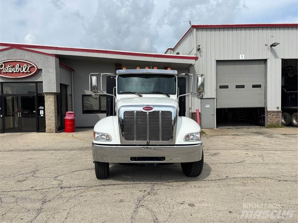 Peterbilt 337 Otros camiones