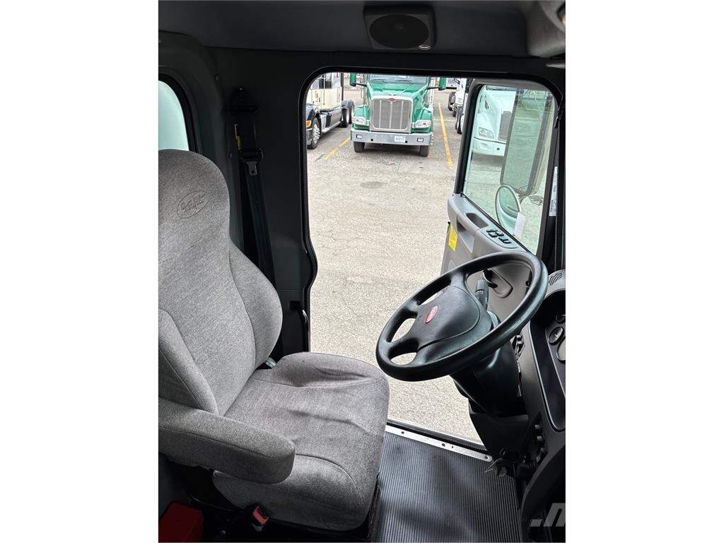 Peterbilt 337 Otros camiones