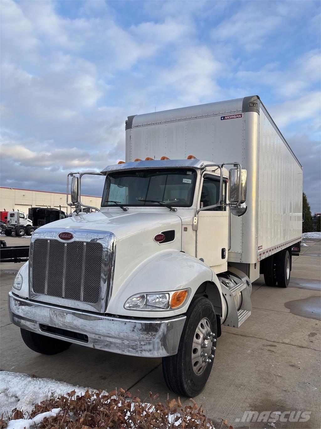 Peterbilt 337 Otros camiones
