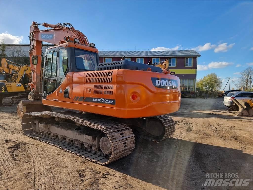 Doosan DX 225LC-3 Excavadoras de cadenas