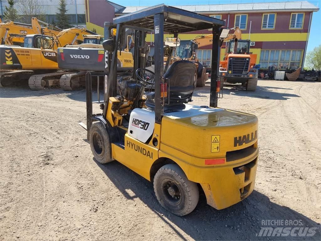 Hyundai Halla HDF30 Carretillas diesel