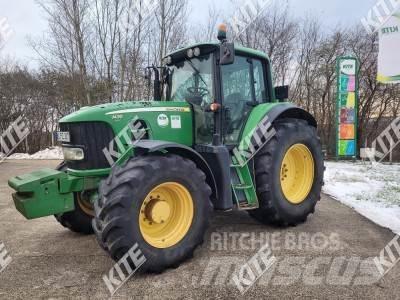 John Deere 7430 Tractores