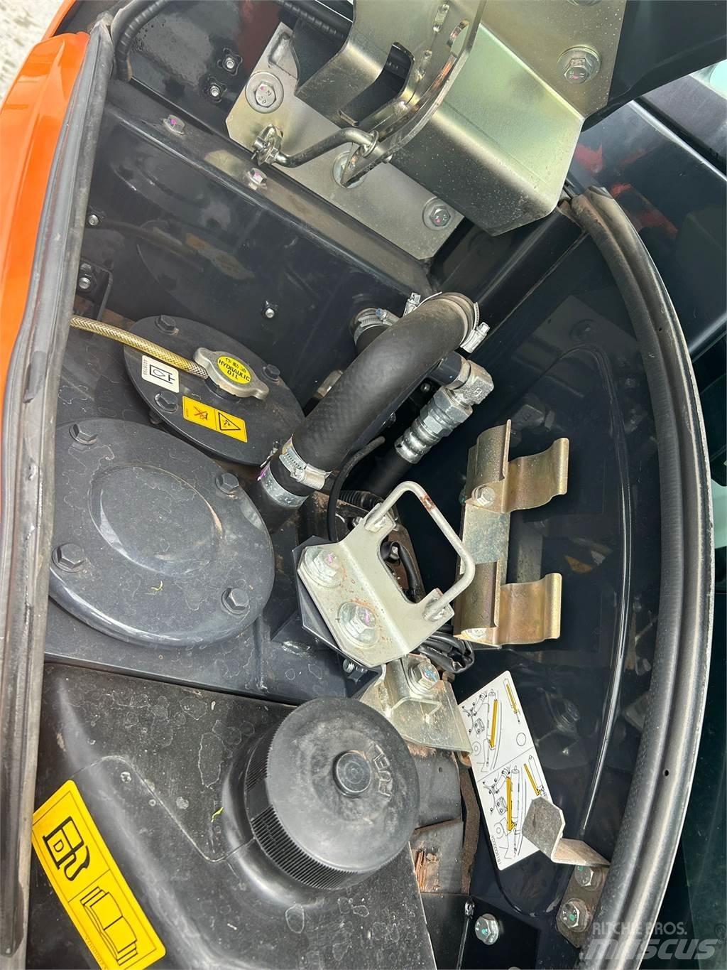 Hitachi ZX38U-6 Excavadoras de cadenas
