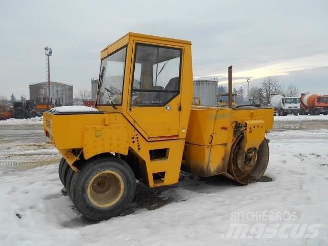 Bomag BW-161AC Rodillos de doble tambor