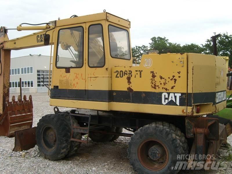 CAT 206 BFT Excavadoras de ruedas