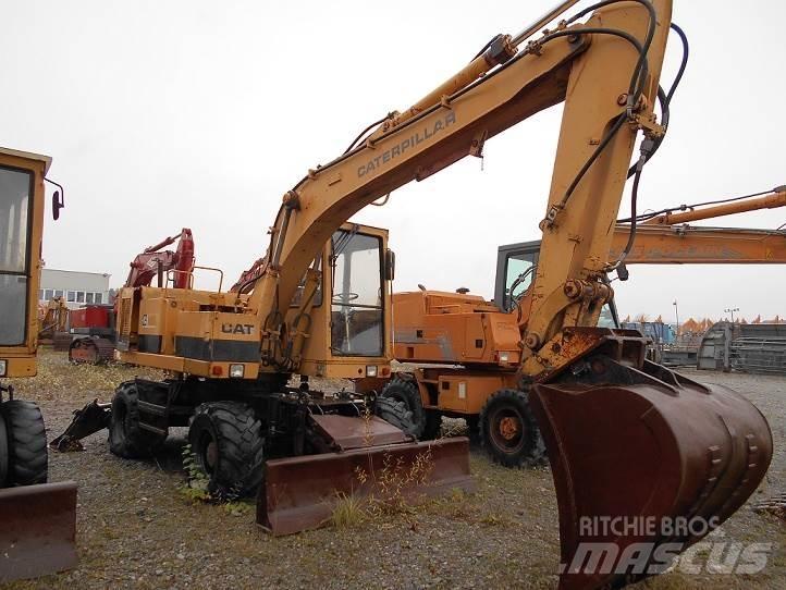 CAT 212B FT Excavadoras de ruedas