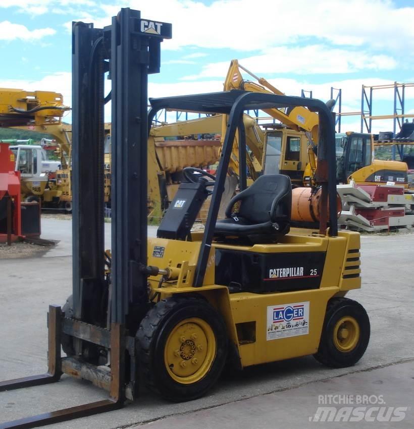 CAT GP25-2 Carretillas LPG