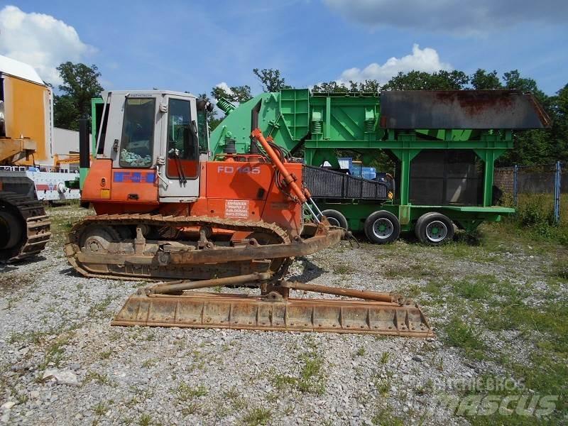 Fiat-Hitachi FD-145-1T Buldozer sobre oruga