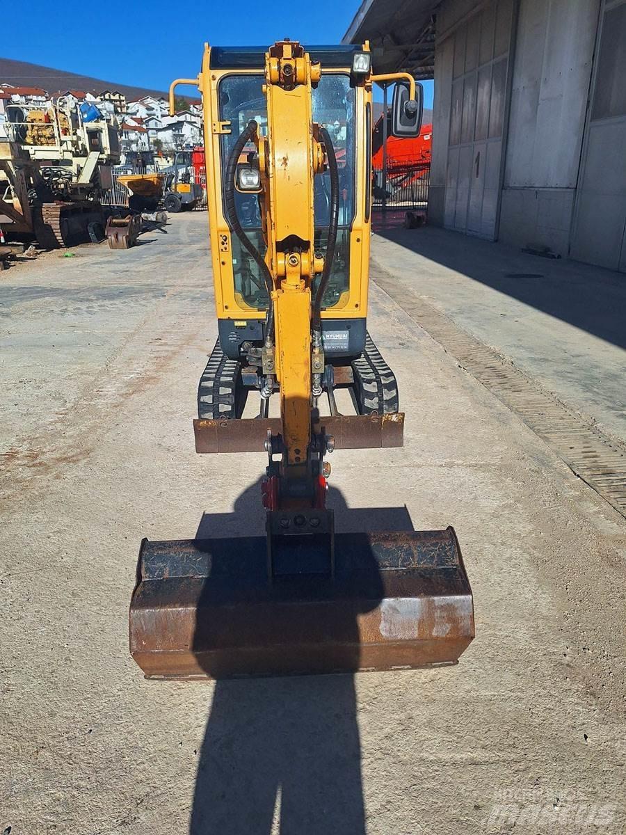 Hyundai 16-9 Mini excavadoras < 7t