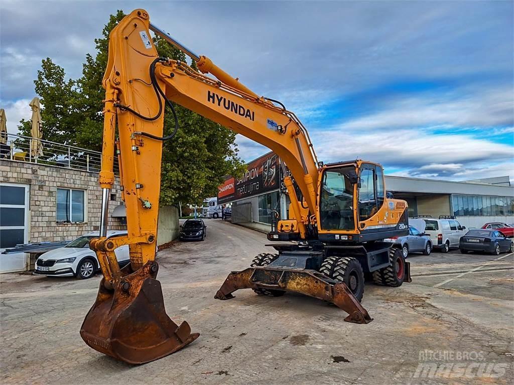 Hyundai R210W-9 Excavadoras de ruedas