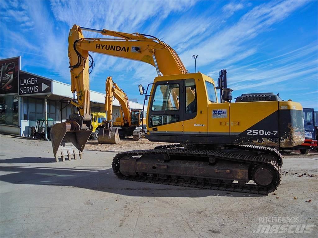 Hyundai R250LC-7 Excavadoras de cadenas