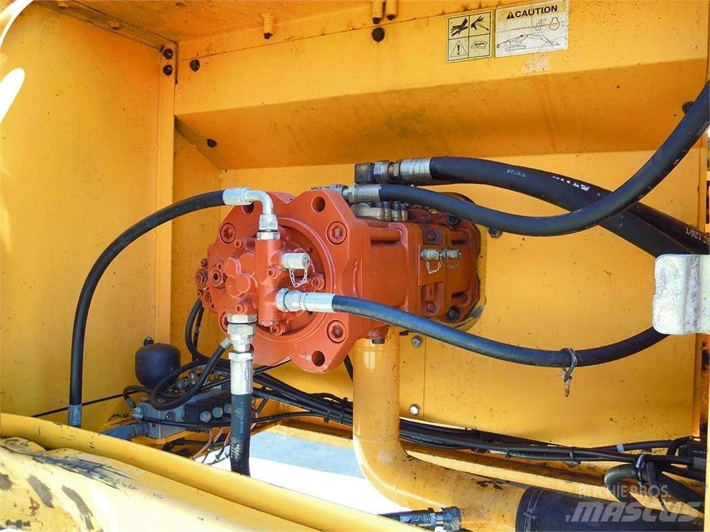 Hyundai R320NLC-7A Excavadoras de cadenas