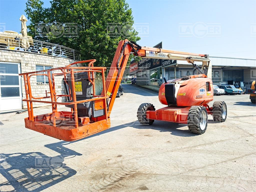 JLG 600AJ Plataforma de trabajo articulada