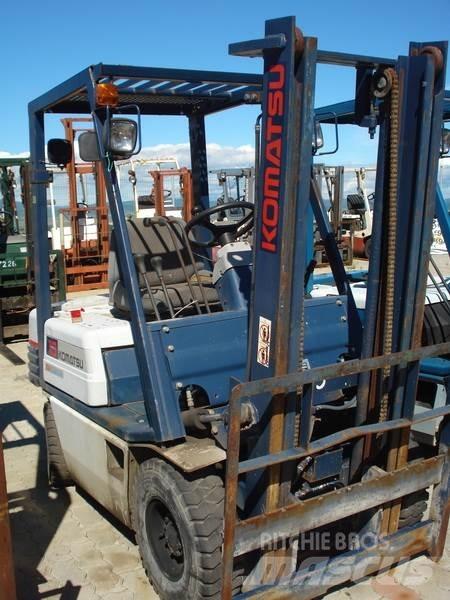 Komatsu FG15L-15 Otras carretillas elevadoras
