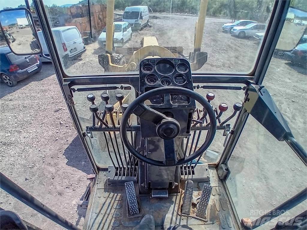 Komatsu GD655-3A Motoniveladoras