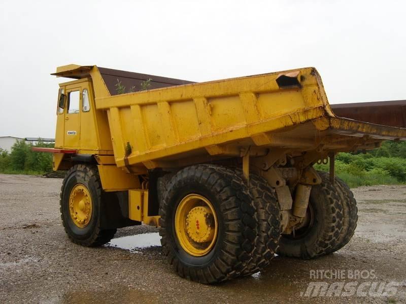 Komatsu HD325-5 Dúmpers de obra