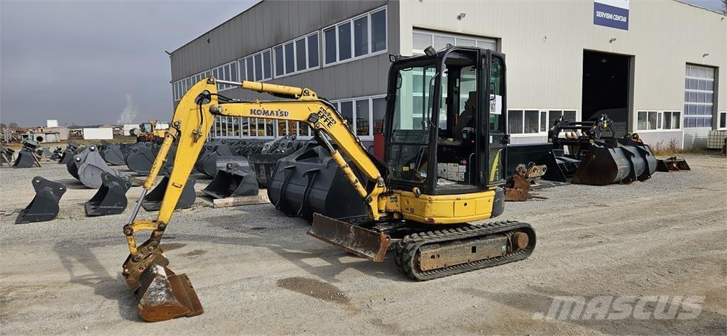 Komatsu PC26MR-3 Mini excavadoras < 7t