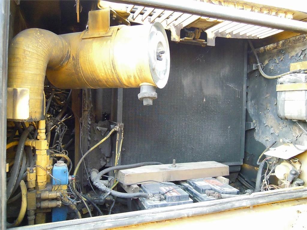 Komatsu PW170ES-6K Excavadoras de ruedas