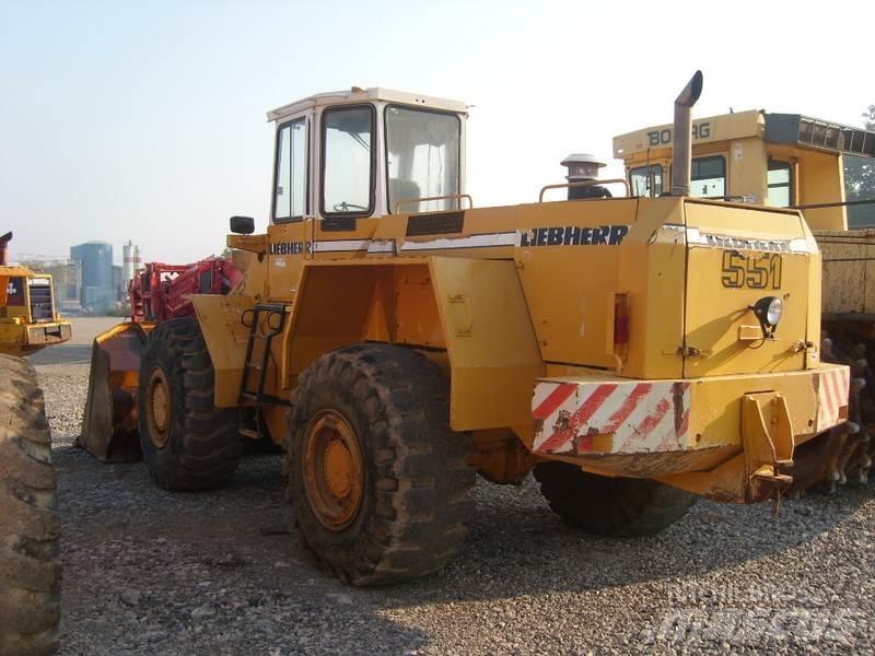 Liebherr L 551 Cargadoras sobre ruedas