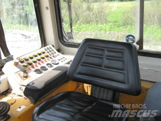 Liebherr PR 732 L Buldozer sobre oruga