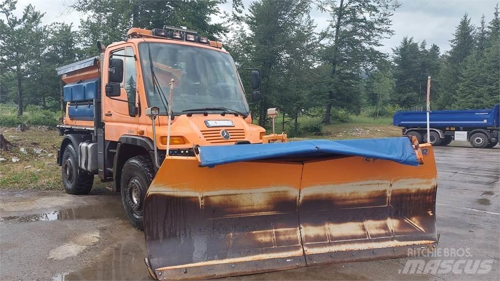Mercedes-Benz Unimog U400 Vehículos - Taller
