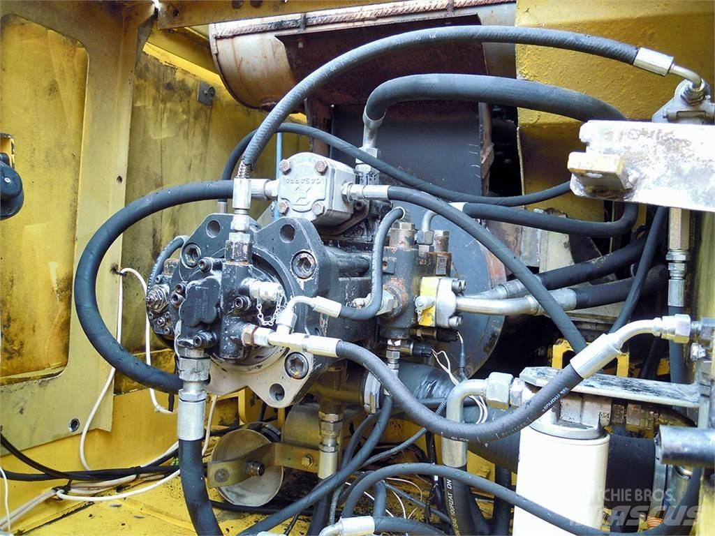 New Holland E305 Excavadoras de cadenas