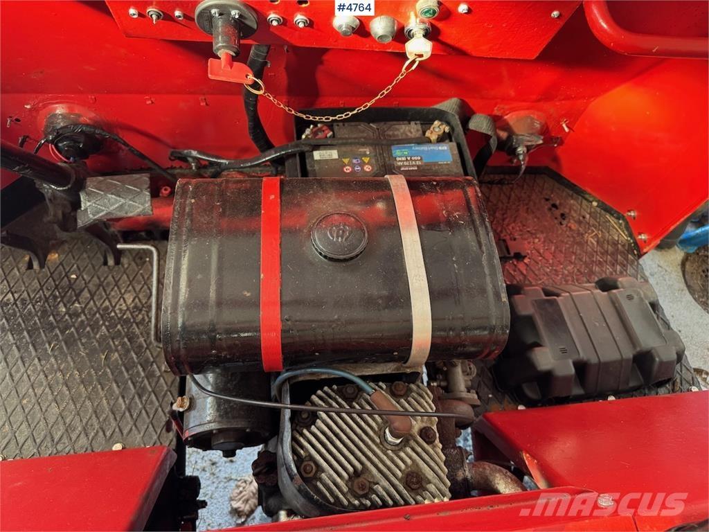 Aebi TP 1000 Tractores