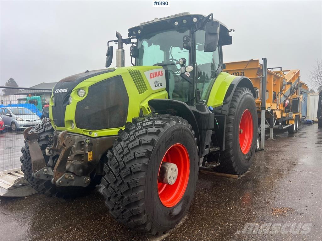 CLAAS Axion 830 Tractores