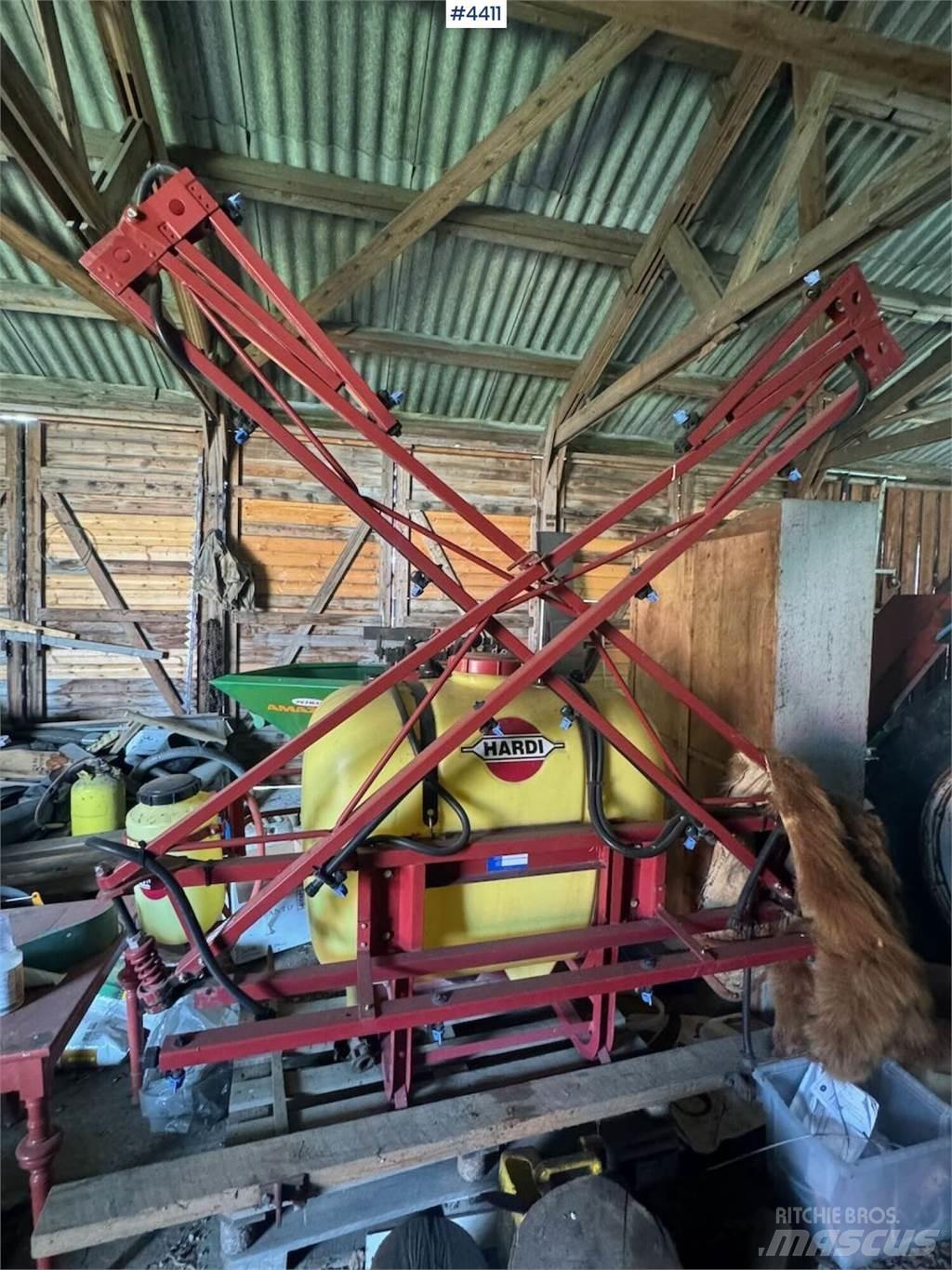 Hardi NK 400 Pulverizadores arrastrados