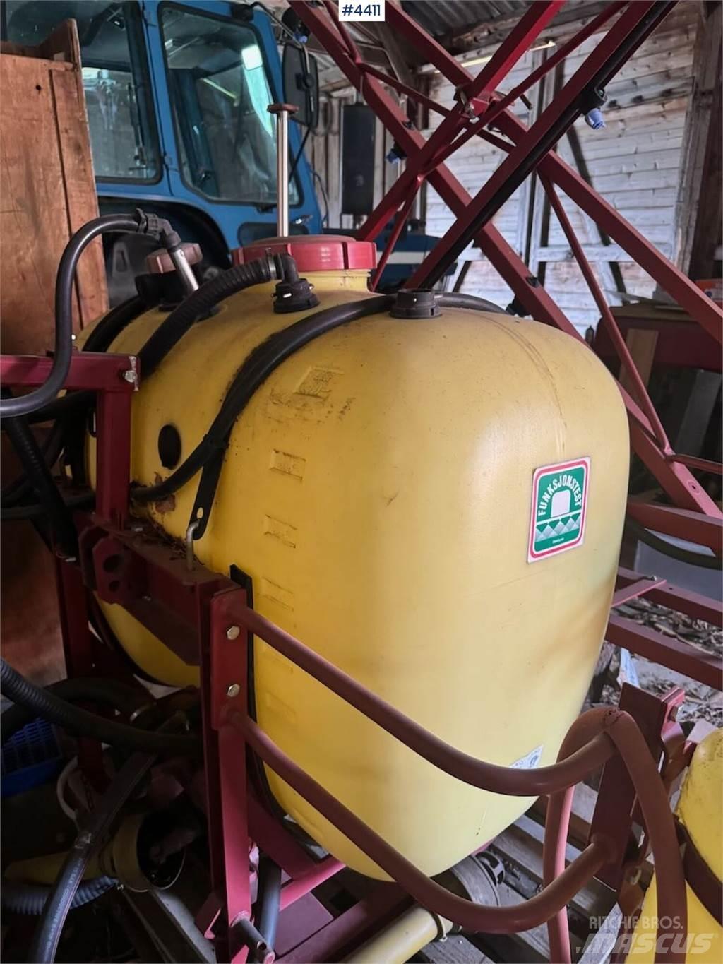 Hardi NK 400 Pulverizadores arrastrados
