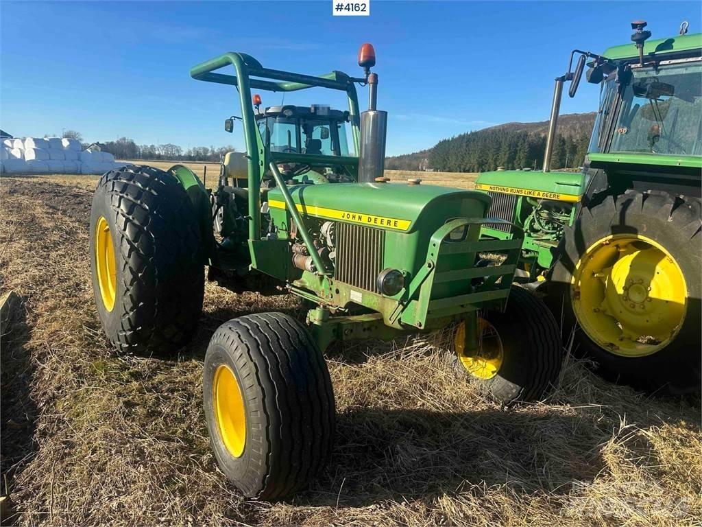 John Deere 1020 Tractores