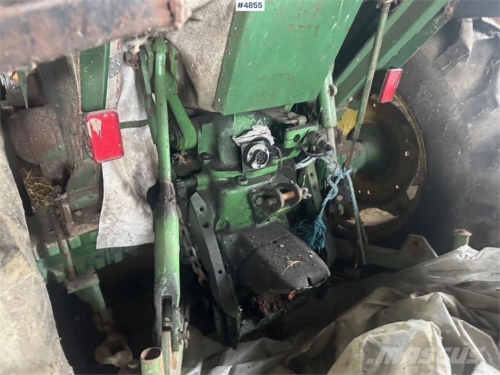 John Deere 1030 Tractores