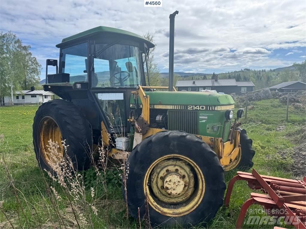 John Deere 2140 Tractores